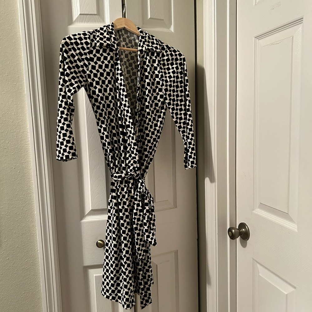 Stylish Zara Black and White Geometric Wrap Dress